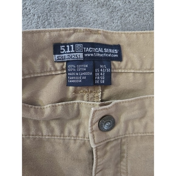 5.11 Tactical Series Mens Cargo Pants Khaki Cotton Size 42x32 Relaxed Fit - Picture 7 of 13
